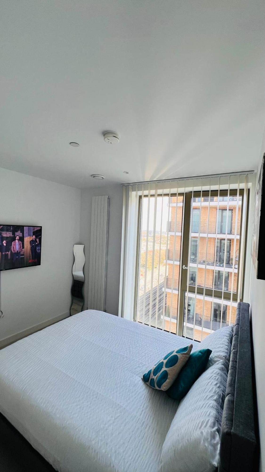 Lush Living - Double Room With Private Bathroom London Ngoại thất bức ảnh